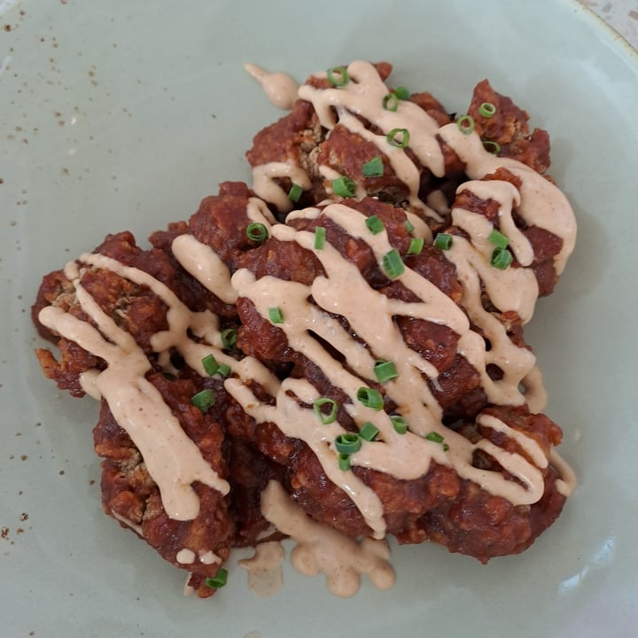 photo of KYND COMMUNITY BBQ Cauliflower Wings shared by @huggsbabies on  17 Jun 2023 - review