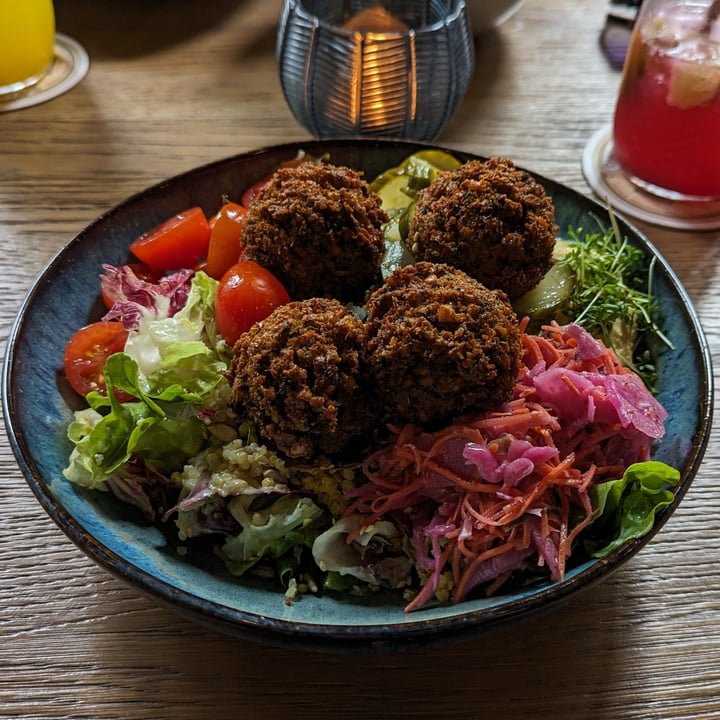 photo of Emmi's Augsburg Falafel Love shared by @blaugrana on  15 Aug 2023 - review