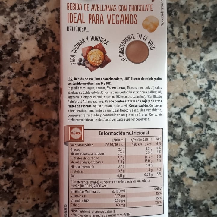 photo of Vemondo Bebida de Avellanas Con Chocolate shared by @titoherbito on  08 May 2023 - review