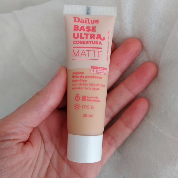 photo of Dailus Base Ultra Cobertura Matte shared by @samanthabvianna on  25 Jun 2023 - review