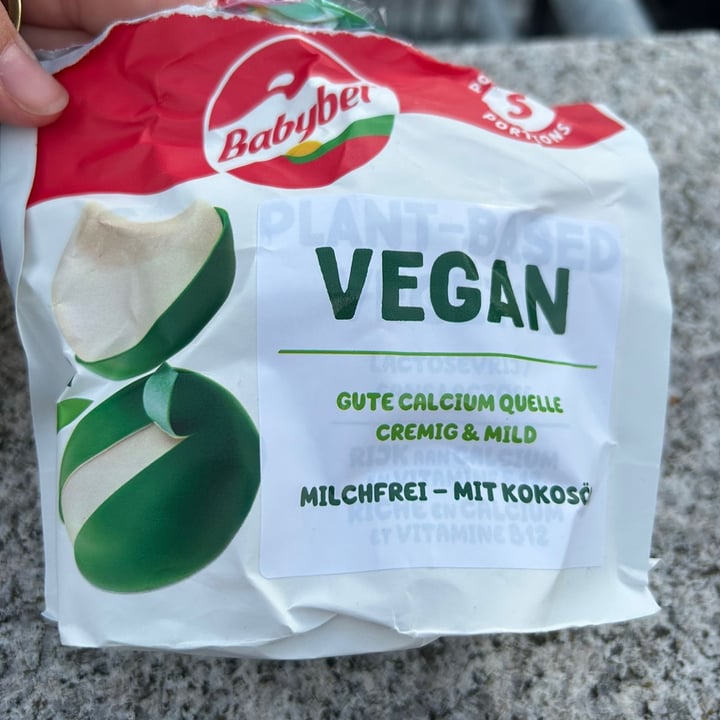 photo of Babybel Plant-Based Plant-Based (Végetal) Cheese shared by @hungrybear on  07 Jun 2023 - review
