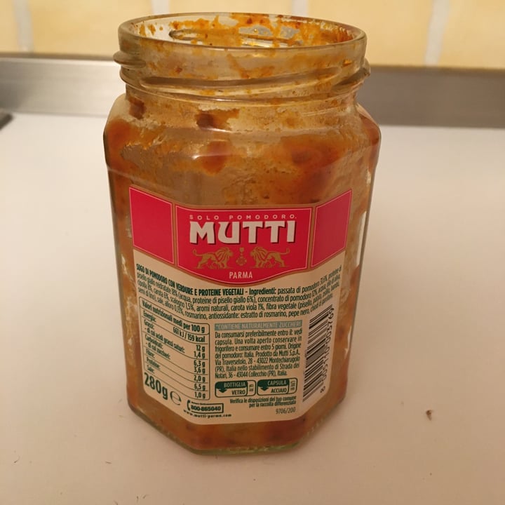 photo of Mutti Ragú Alla Mutti 100%Vegetale shared by @lucciola on  11 Jan 2023 - review