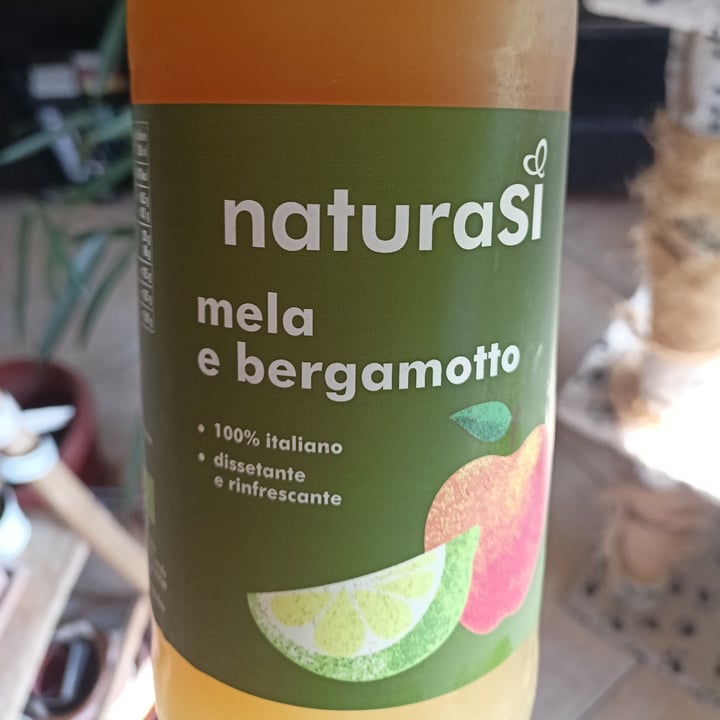 photo of Natura Sì succo di mela e bergamotto shared by @paola61 on  03 Jul 2023 - review