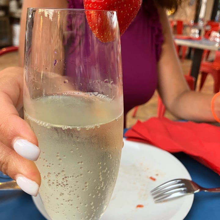 photo of Integral prosecco shared by @foglia on  10 Aug 2023 - review