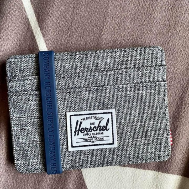 Herschel Charlie RFID Wallet Review abillion