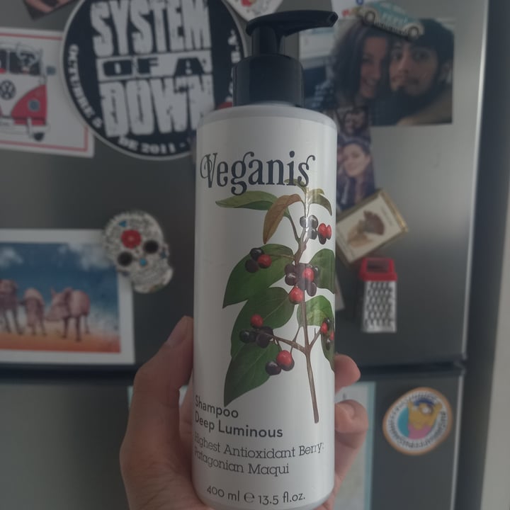 photo of Veganis Shampoo Depp Luminous - Patagonian Maqui shared by @diecantero on  02 Mar 2023 - review