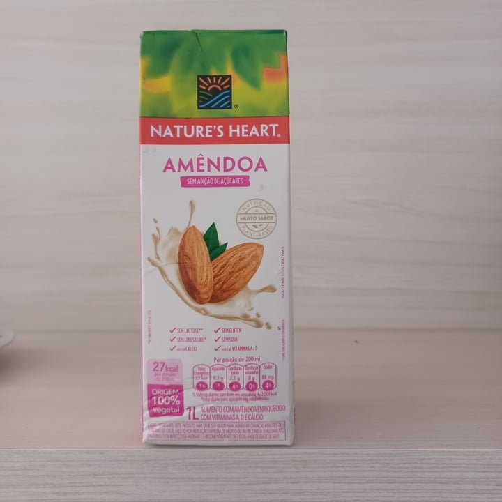 photo of Leite Vegetal Nature's Heart  Sabor Amêndoa Leite Vegetal shared by @vansmatos on  04 Jun 2023 - review