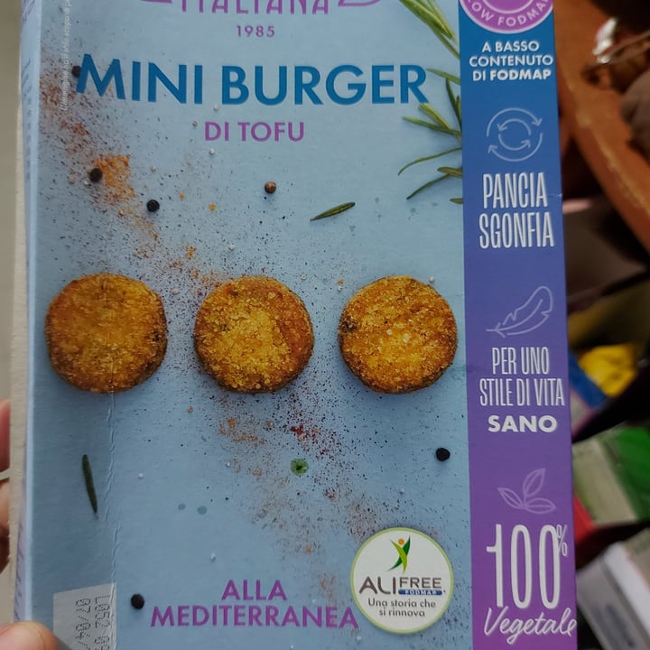 photo of Campagna Italiana (1985) Mini Burger di Tofu alla Mediterranea shared by @loryunni78 on  11 Apr 2023 - review