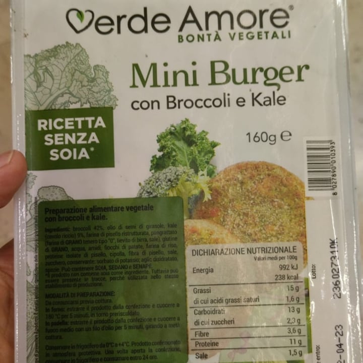 photo of Verde Amore Mini Burger con Broccoli e Kale shared by @coloratantonella on  01 Jun 2023 - review