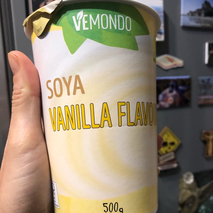 photo of Vemondo Soya Vanilla Flavour Yogurt shared by @ginpress on  06 Jan 2023 - review