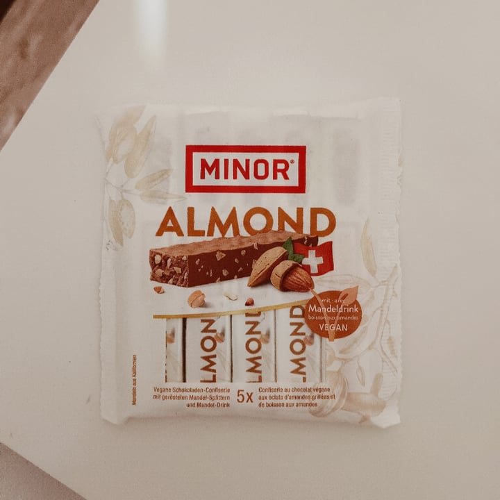photo of Minor Almond Chocolate shared by @stanleyxu94 on  30 Jun 2023 - review