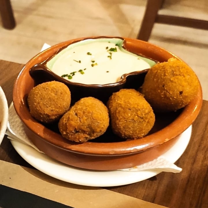 photo of Tulsi Vegan Restaurant Croquetas de setas shared by @robertabi on  27 May 2023 - review
