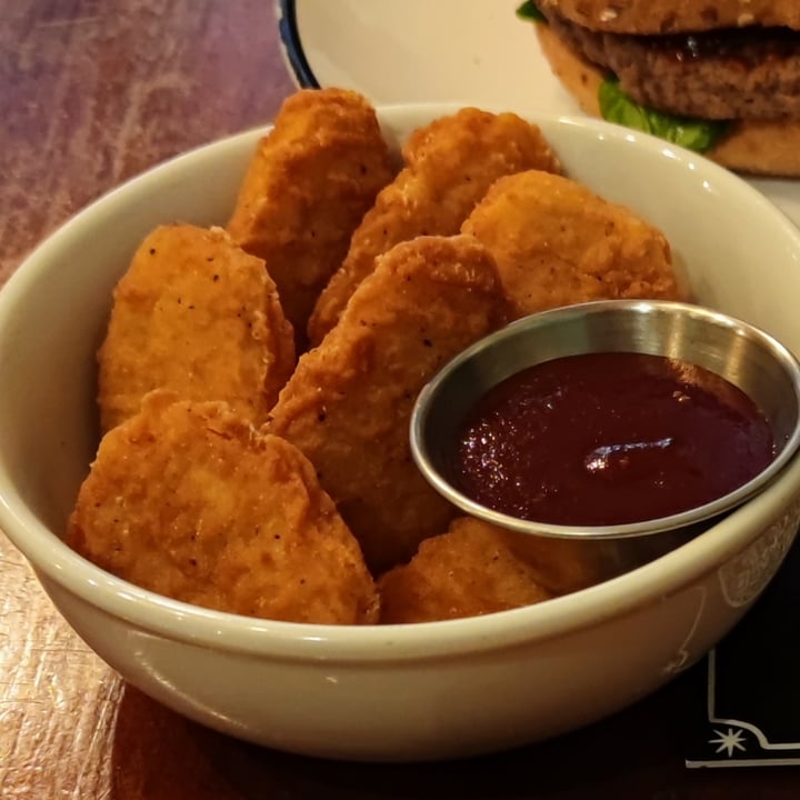 photo of Bareburger Vegan Nuggets shared by @mariop13 on  16 May 2023 - review