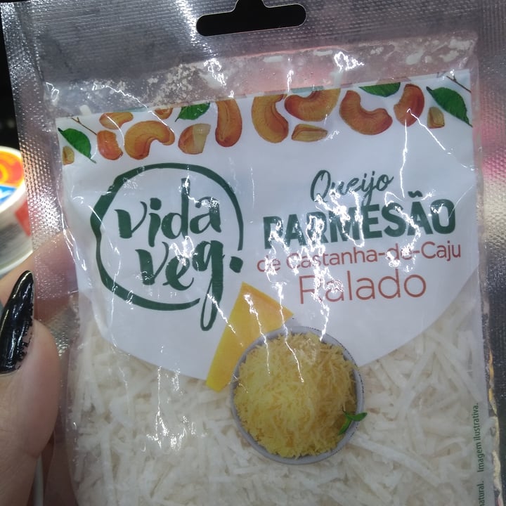 photo of Vida Veg Queijo Parmesão de Castanha de Caju - Ralado shared by @natymatos on  01 May 2023 - review