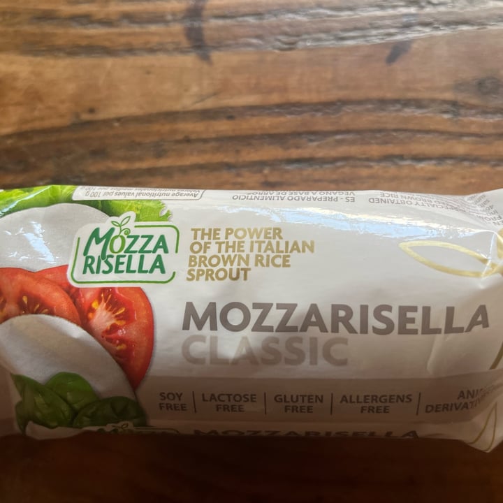 photo of Mozzarisella mozzarisella classica shared by @gabriellademartino on  31 Jan 2023 - review