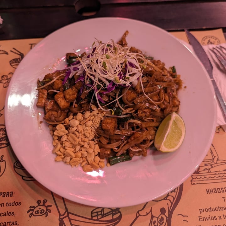 photo of Khaosan Thai Food Pad thai shared by @cardolina on  23 Apr 2023 - review