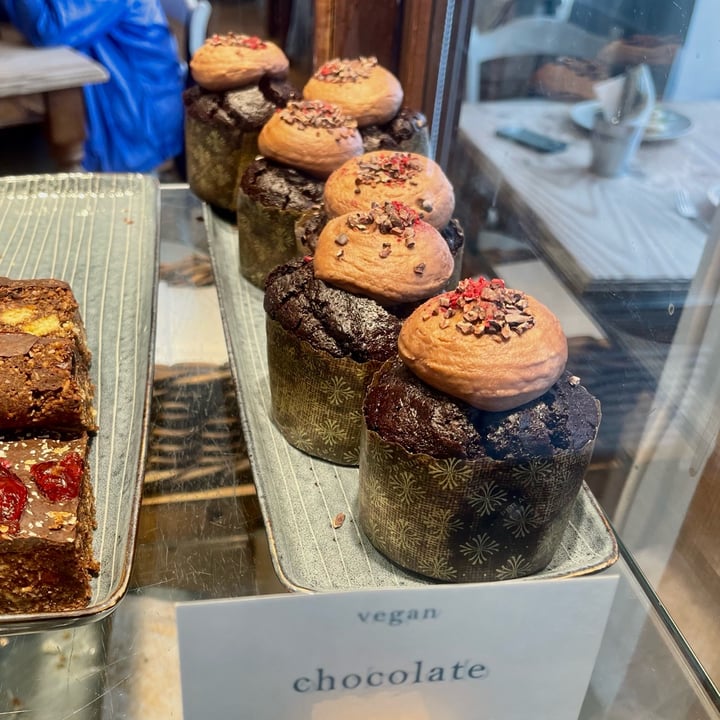 photo of The Beach House chocolate muffin shared by @vegneve on  23 May 2023 - review