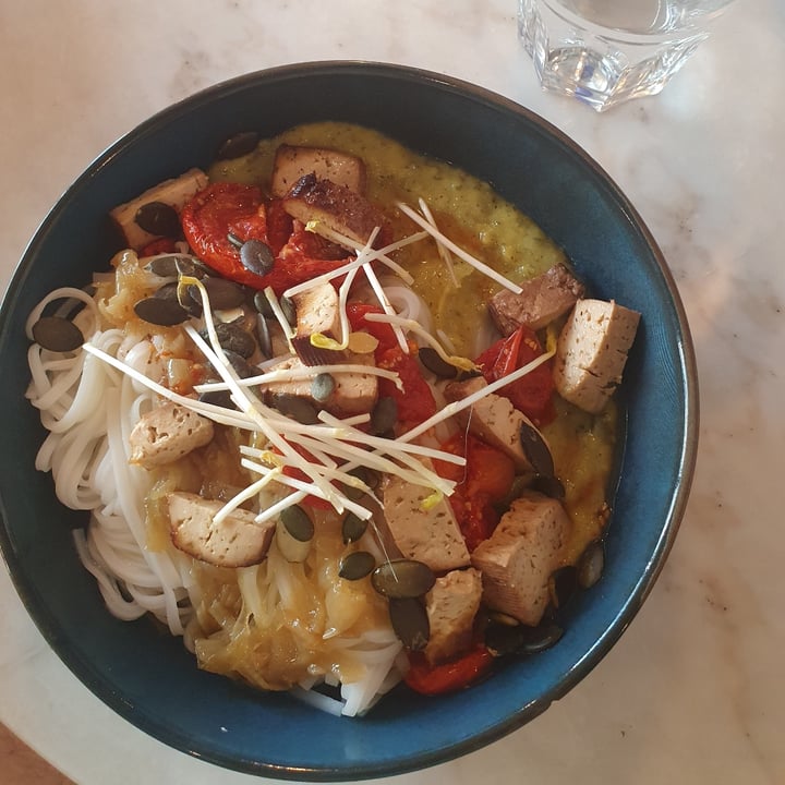 photo of Oh K-fée d'Mj Vegan Rice Noodles shared by @driesb on  08 Jul 2023 - review