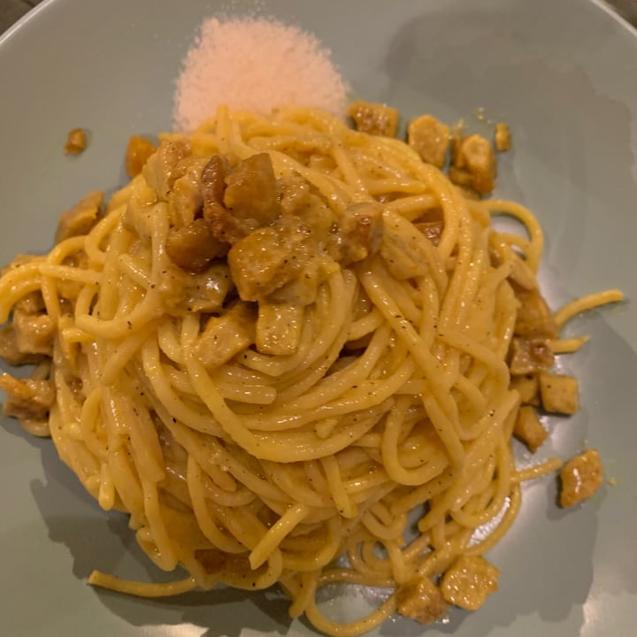 photo of Nirvana Ristorante Firenze Carbonara vegana shared by @tecla on  26 Apr 2023 - review