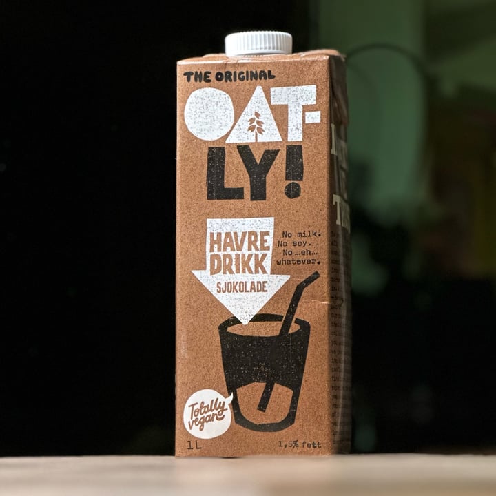 photo of Oatly Oat Drink Chocolate shared by @vanille on  13 Feb 2023 - review