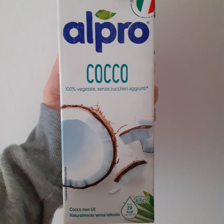 photo of Alpro Bevanda Al Cocco Senza Zuccheri shared by @cialu on  27 Apr 2023 - review