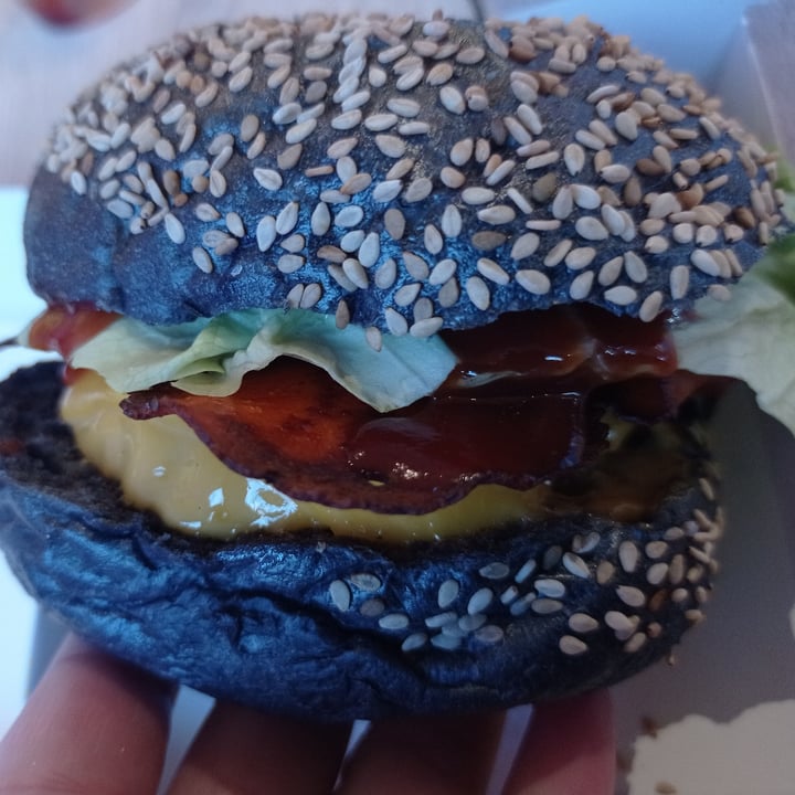 photo of Impact Food Smoked Burger Redefine shared by @albetty on  15 Feb 2023 - review