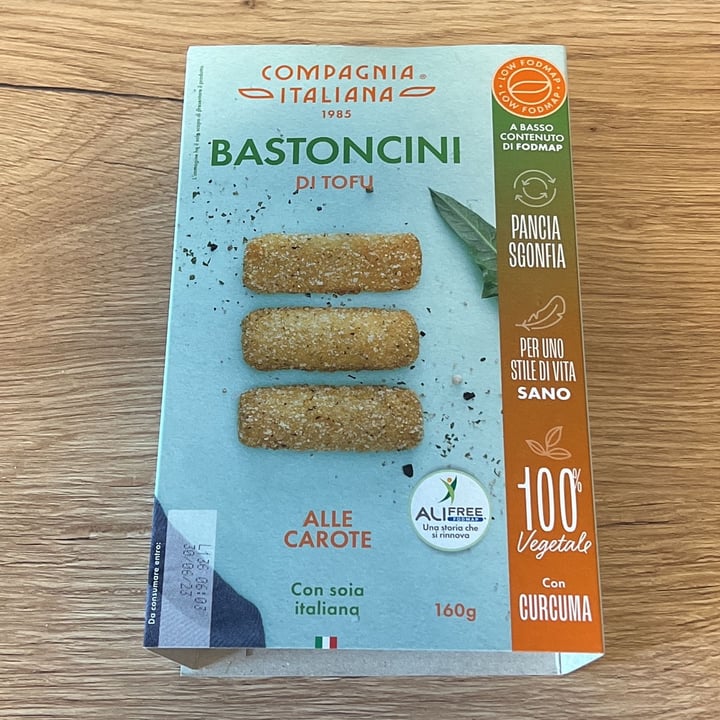 photo of Compagnia Italiana bastoncini di Tofu Alle Carote 🥕 🥕🥕🥕 shared by @annaberger on  11 Jun 2023 - review