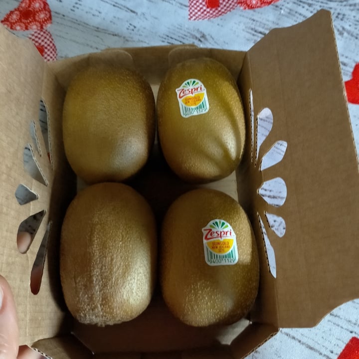 photo of Zespri Sungold Kiwi shared by @michelalessandra on  06 Jun 2023 - review