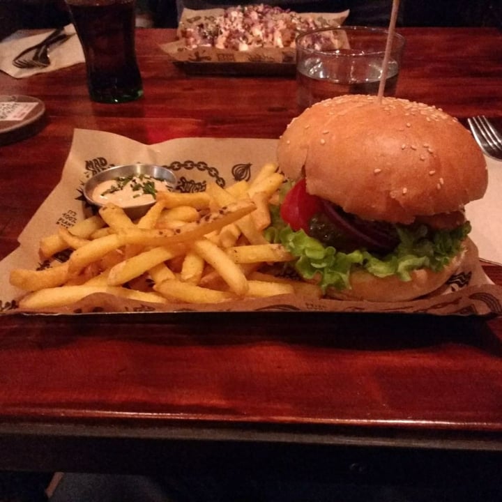 photo of Mad Mad Vegan Burger Rock'n Chick'n shared by @txispa on  24 Jan 2023 - review