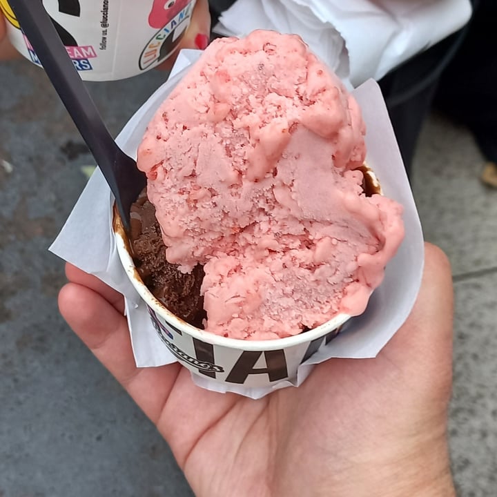 photo of Lucciano's Alto Rosario Helado shared by @soolrzo on  30 Jul 2023 - review