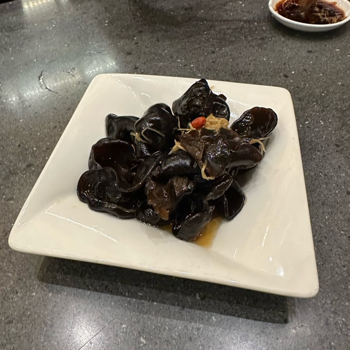 photo of Din Tai Fung Wood Ear Mushrooms In A Vinegar Dressing shared by @merylg4v on  27 Jul 2023 - review