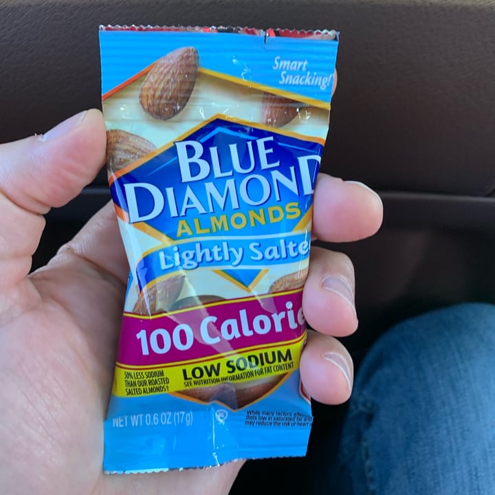 photo of Blue Diamond Blue Diamond Almonds Lightly Salted shared by @louisg on  26 Dec 2022 - review