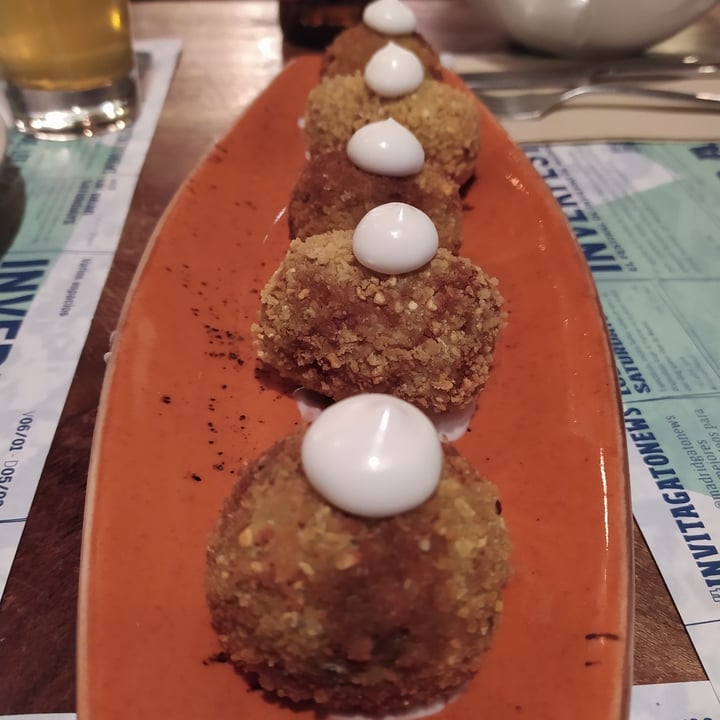photo of Distrito Vegano Croquetas shared by @angelesrocaz on  30 Jan 2023 - review