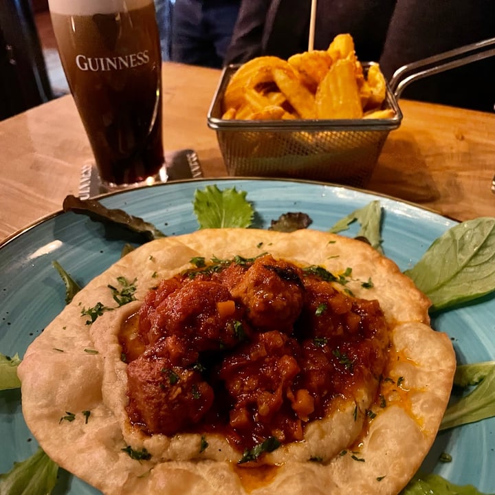 photo of Old England Pub - Pub Birreria Padova polpettine alla Guinness shared by @minniedrinkstea on  22 Jan 2023 - review