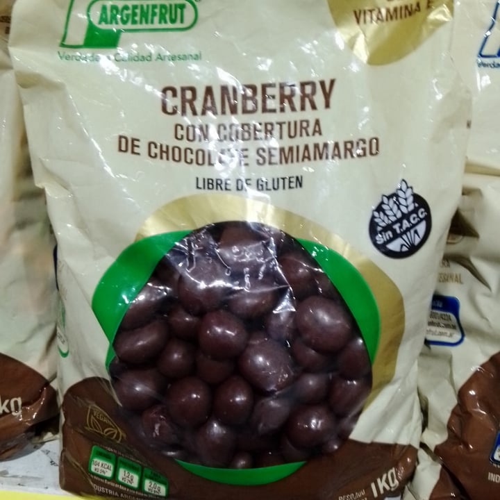 photo of Argenfrut Cranberry con cobertura de chocolate semiamargo shared by @xniox on  28 May 2023 - review