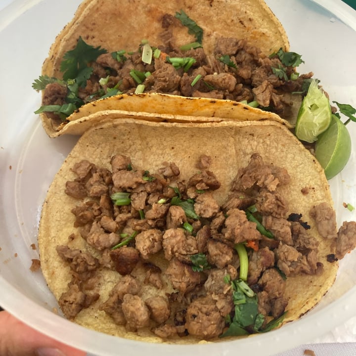 photo of Veganísimo Loncheria Vegana Taco de suadero shared by @eypurrr on  04 Mar 2023 - review