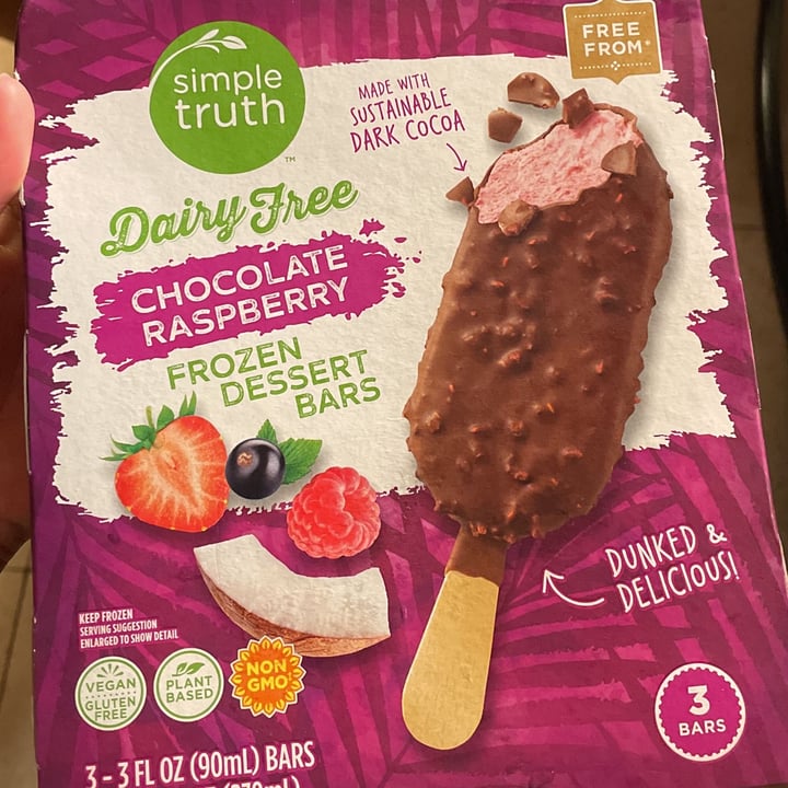 photo of Simple Truth Dairy Free Chocolate Raspberry Frozen Dessert Bars shared by @hanabible on  15 Mar 2023 - review