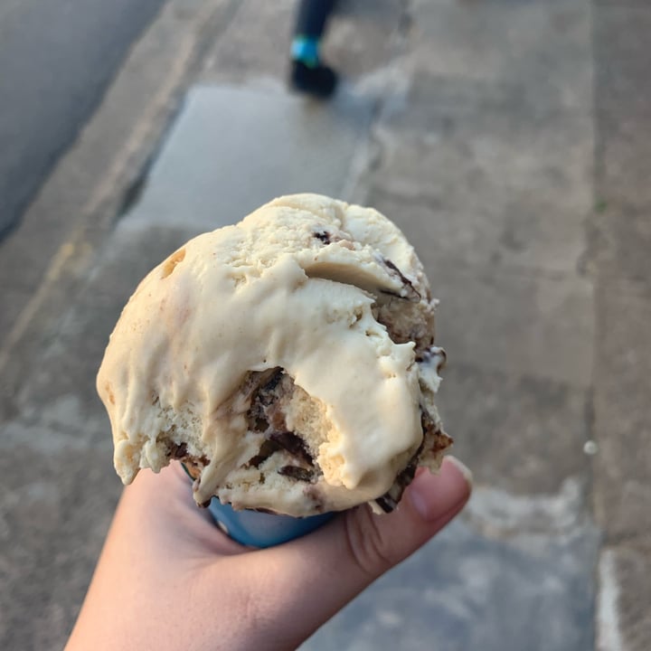photo of Kristen's Kick-Ass Ice Cream Stellenbosch Peanut Butter Ice Cream shared by @peppadew on  14 Jul 2023 - review