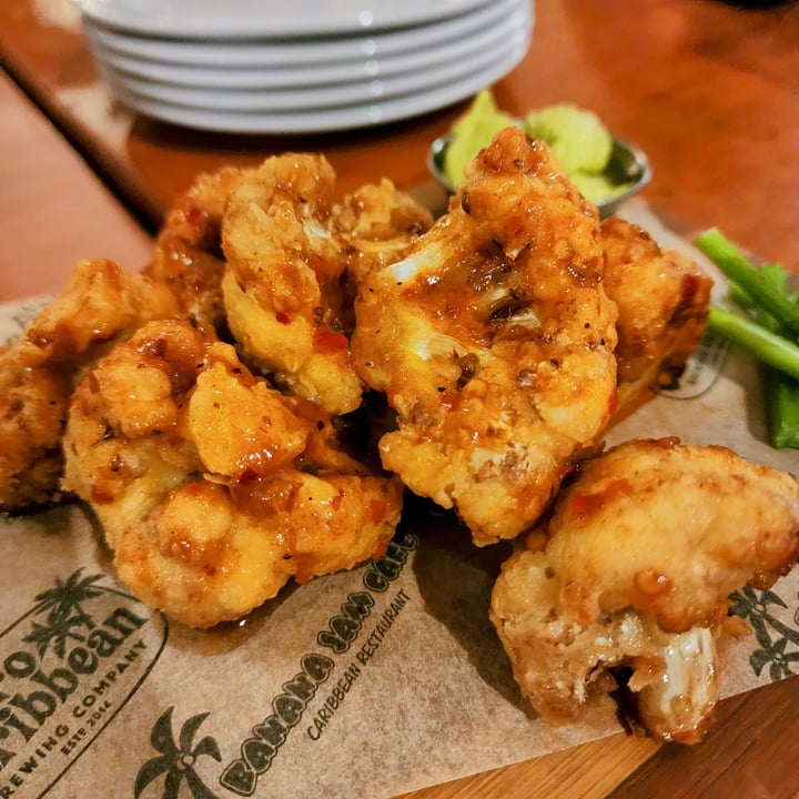 photo of Banana Jam Cafe Buffalo Cauliflower Bites shared by @sachthevegan on  03 Mar 2023 - review