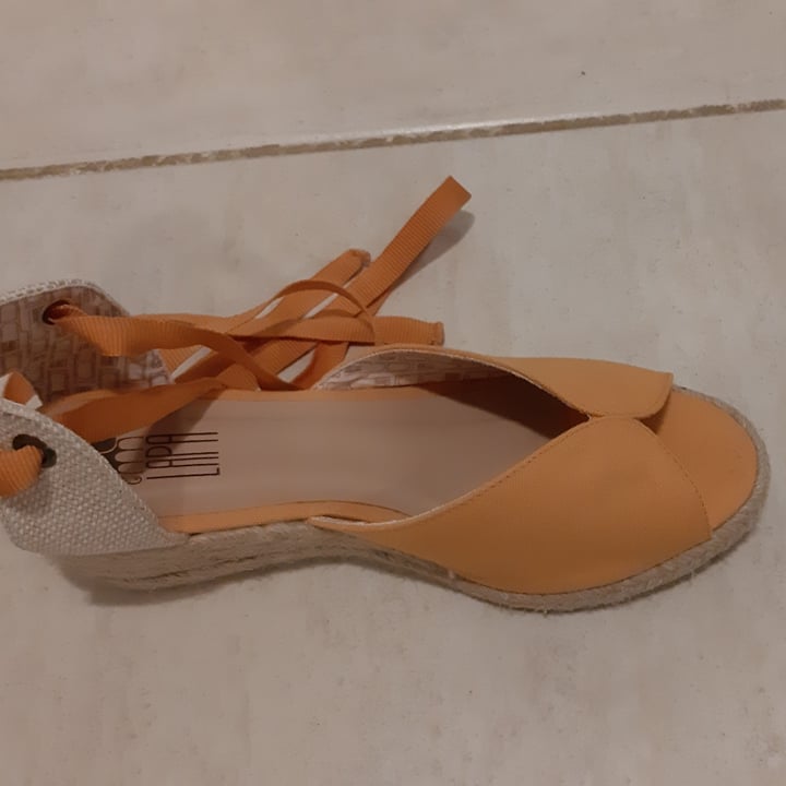 photo of Lapa shoes sandália anabela shared by @carolterra on  10 Feb 2023 - review