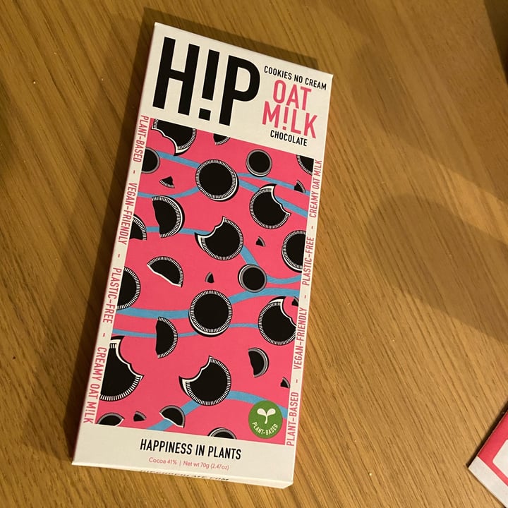 photo of HIP (H!P) Cookies No Cream Oat M!lk Chocolate Bar shared by @fxk on  12 Aug 2023 - review