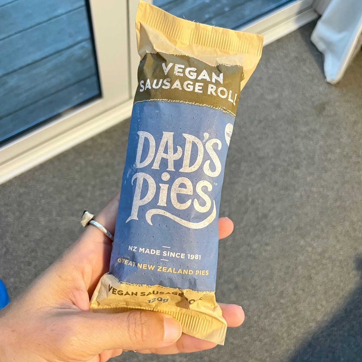 Vegan Sausage Roll from Dad’s Pies - Vegan Product Reviews & Ratings ...