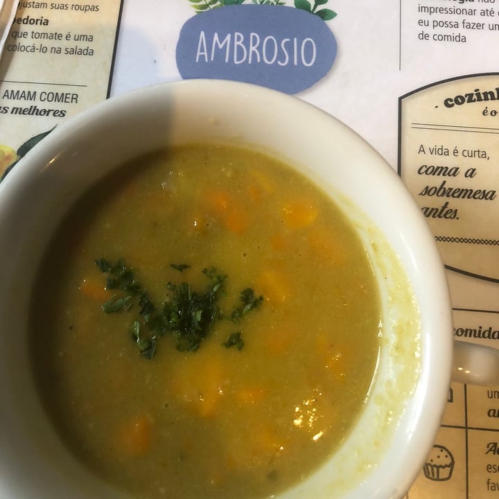 photo of Ambrósio Café & Cozinha Afetiva sopa de ervilha com cenoura shared by @vimauro on  02 Mar 2023 - review