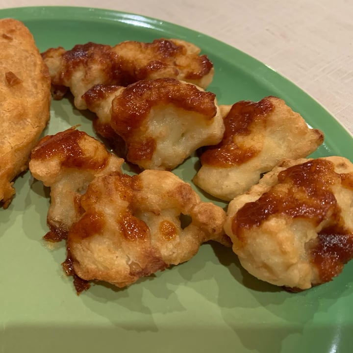 photo of Tesco Plant Chef Sticky chilli cauliflower bites shared by @potplant on  04 May 2023 - review