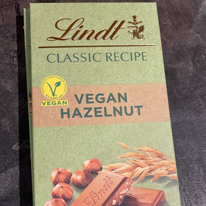 photo of Lindt Vegan Hazelnut shared by @nev on  04 Mar 2023 - review