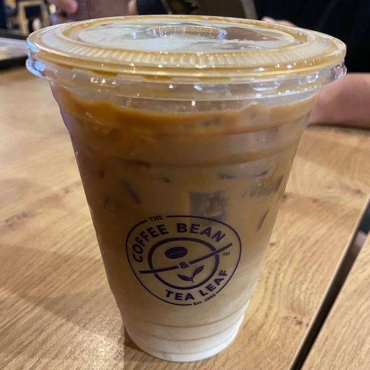 photo of The Coffee Bean and Tea Leaf - Woodlands North Plaza Iced Oat Milk Latte shared by @dommo on  04 Feb 2023 - review