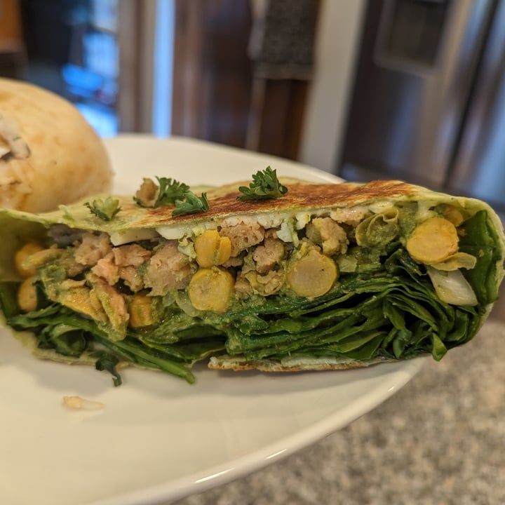 photo of Woodhouse Vegan Grilled Chik’n Pesto Wrap shared by @kristig on  22 Jun 2023 - review