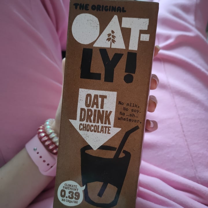 photo of Oatly Chocolate Oat Drink shared by @sugarrrbunniii on  08 May 2023 - review