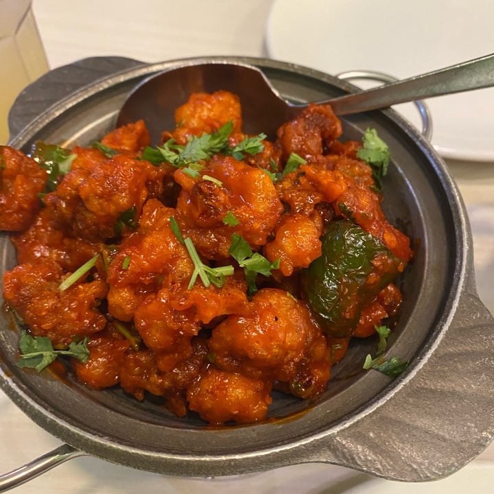 photo of Gokul Vegetarian Restaurant gobi manchurian shared by @theveganduck on  27 May 2023 - review