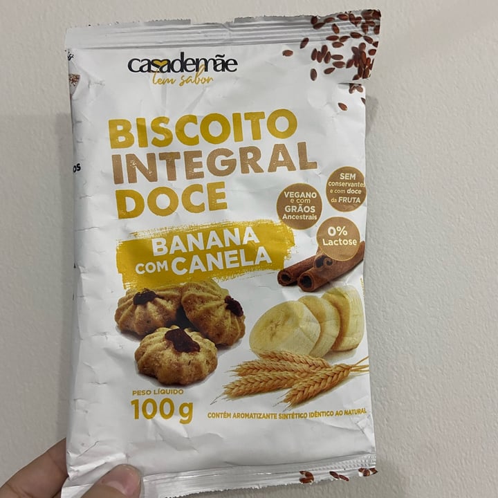 photo of Casa de Mãe Biscoito Integral Doce Banana com Canela shared by @saraalmeidabzr on  28 Jun 2023 - review